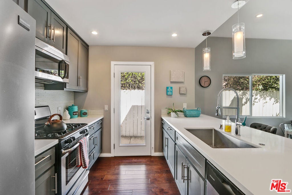 Photo of Listing #25500529