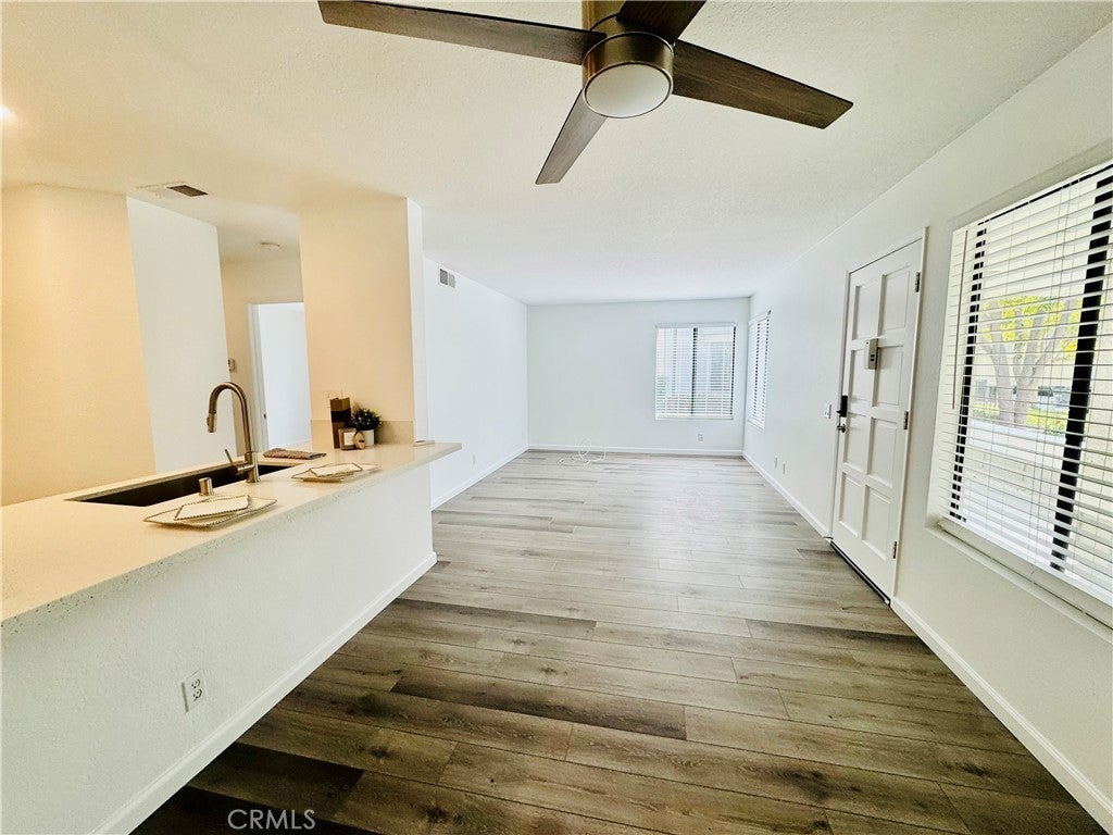 Photo of Listing #OC25037165