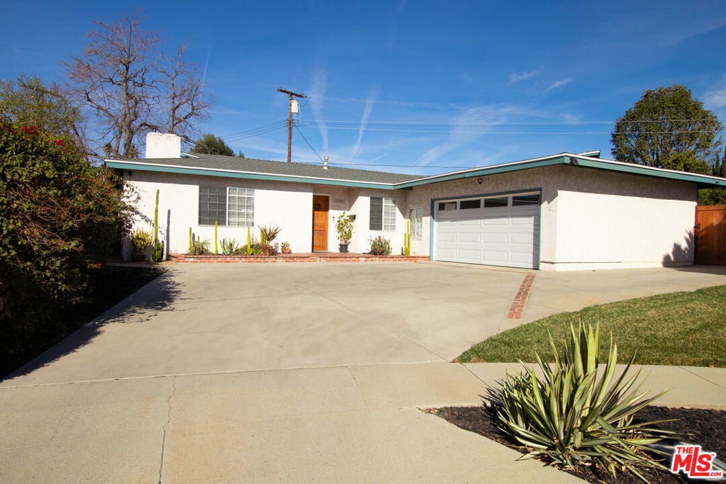 Photo of Listing #25500809