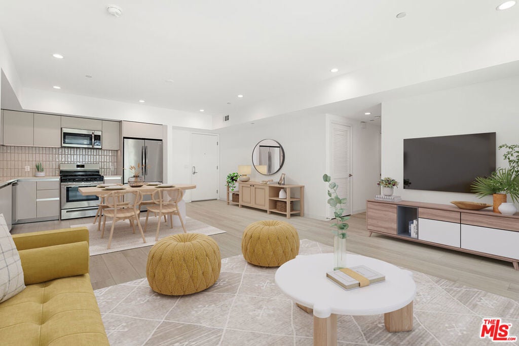 Photo of Listing #25501037