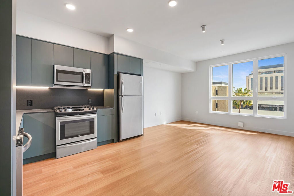 Photo of Listing #25501199