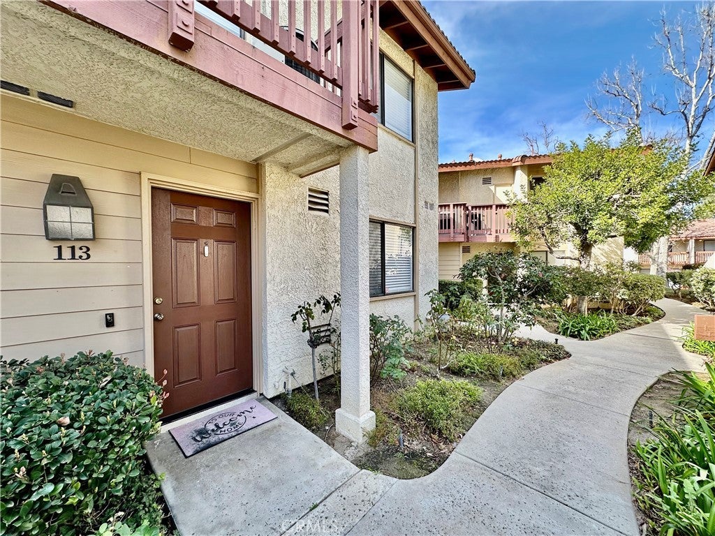 Photo of Listing #SR25037323