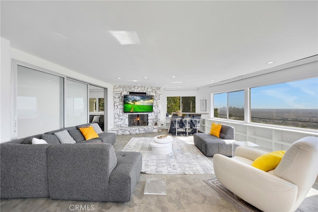 Photo of Listing #BB25036282