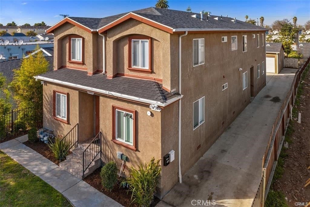 Photo of Listing #DW25039712