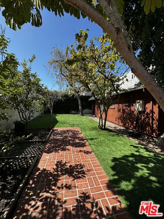 Photo of Listing #25502253