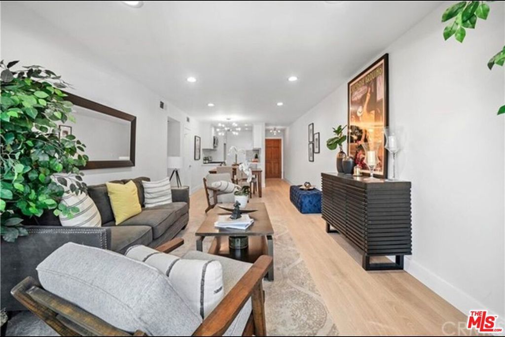 Photo of Listing #25502143