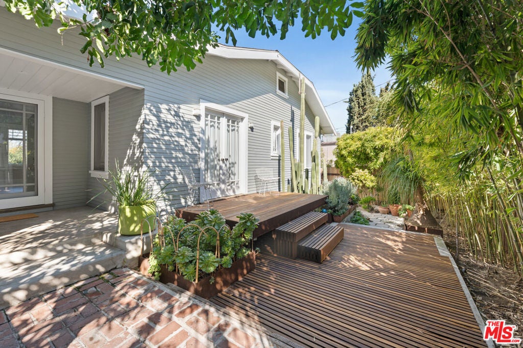 Photo of Listing #25502853