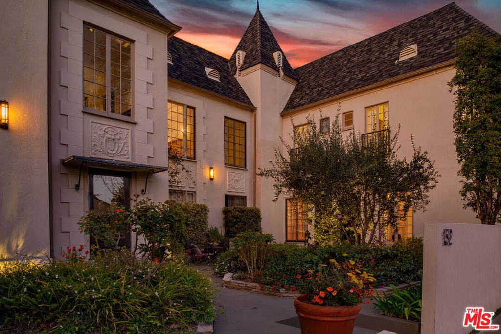 Photo of Listing #25496189