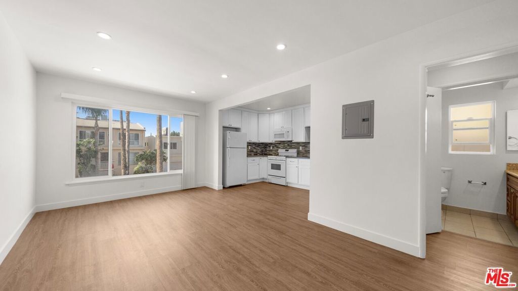 Photo of Listing #25502873