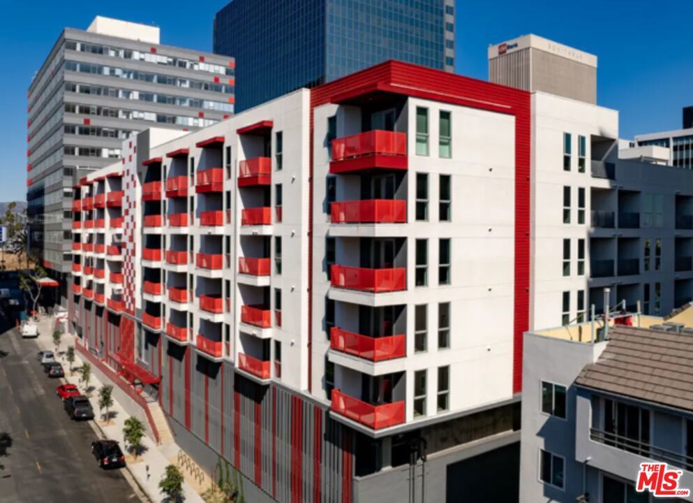 Photo of Listing #25503757