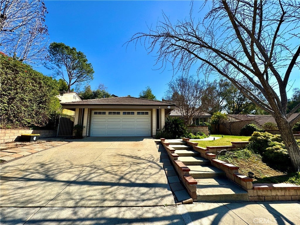 Photo of Listing #CV25042758