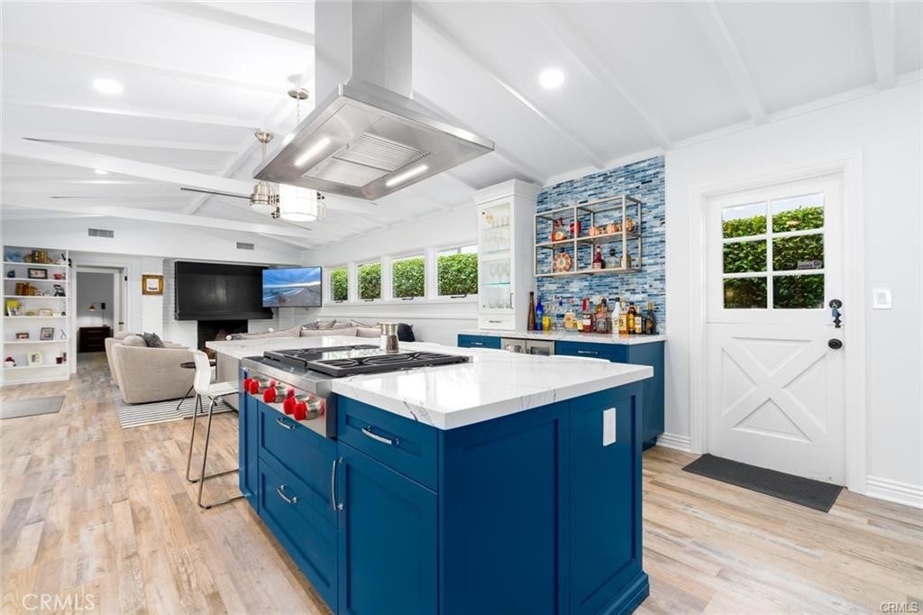 Photo of Listing #NP25042005