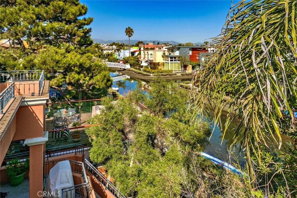 Photo of Listing #TR25042552