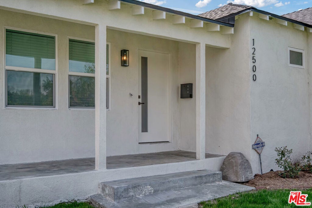 Photo of Listing #25503475