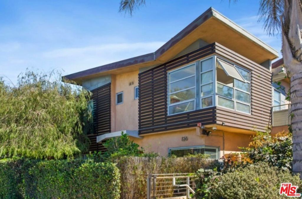 Photo of Listing #25504353