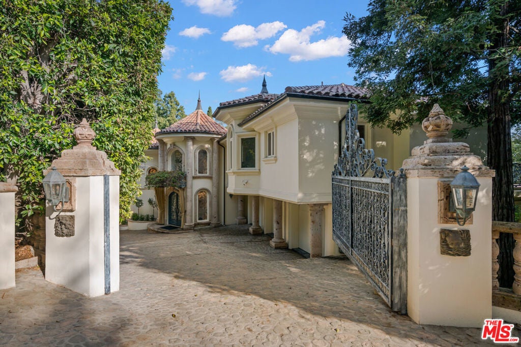 Photo of Listing #25504139