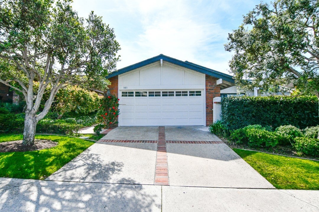 Photo of Listing #NP25044115