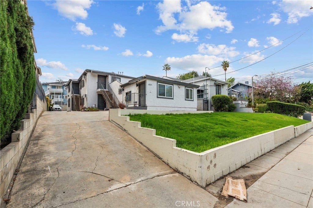 Photo of Listing #SB25045030