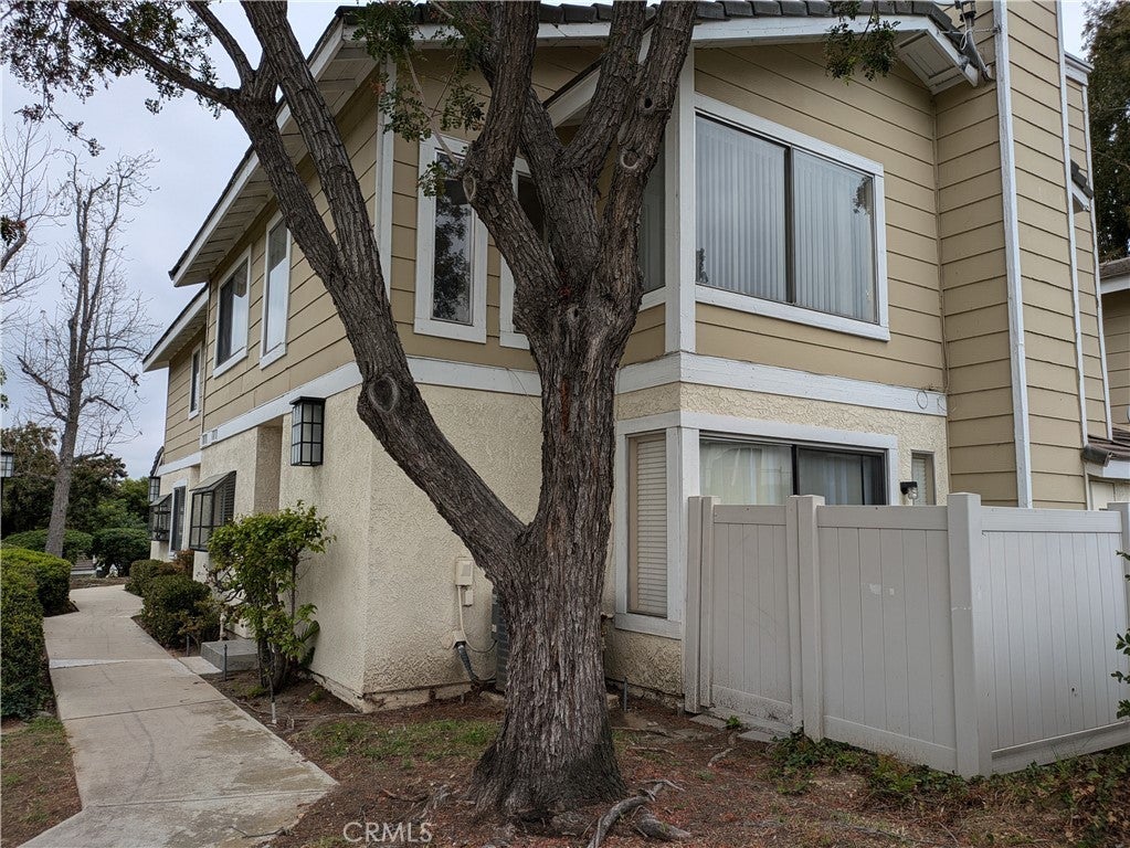 Photo of Listing #CV25044298