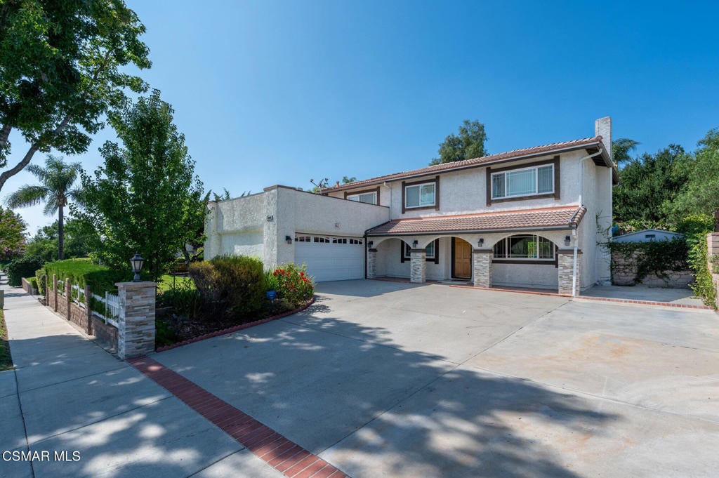 Photo of Listing #225001040