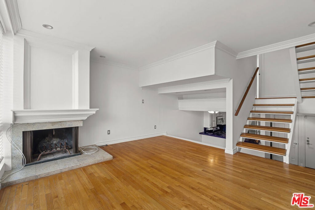 Photo of Listing #25505075