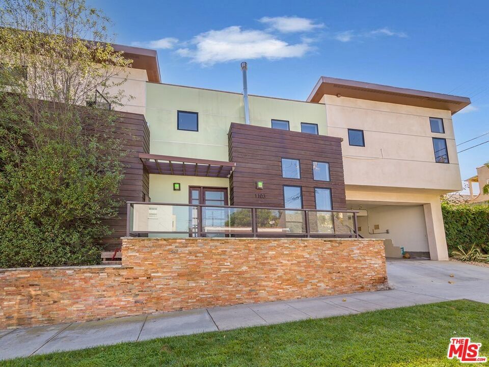 Photo of Listing #25497791