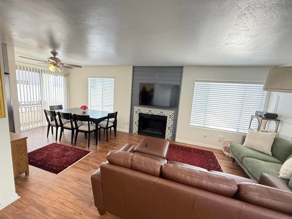 Photo of Listing #PTP2501568