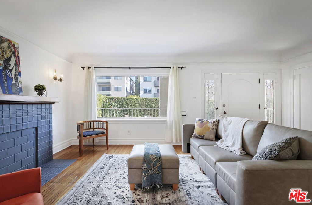 Photo of Listing #25506079