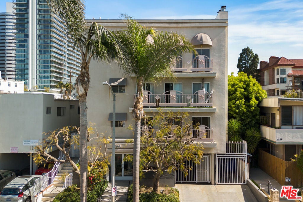 Photo of Listing #25506425