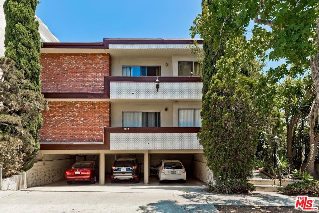 Photo of Listing #25506825