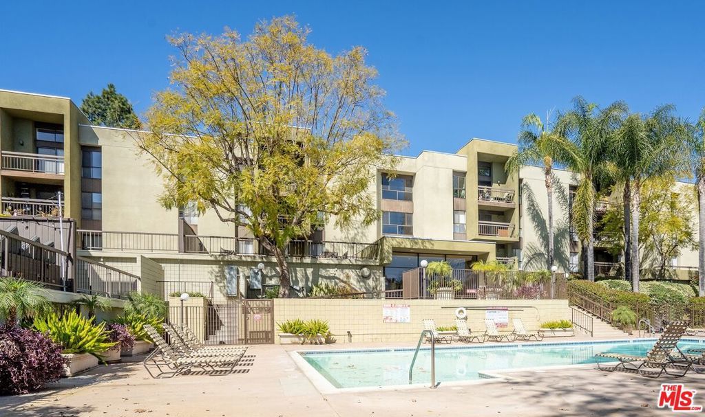 Photo of Listing #25506235