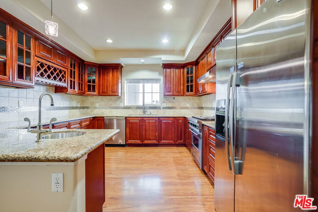 Photo of Listing #25507715