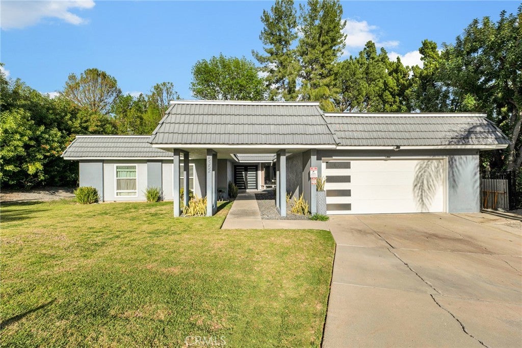 Photo of Listing #SR25049682