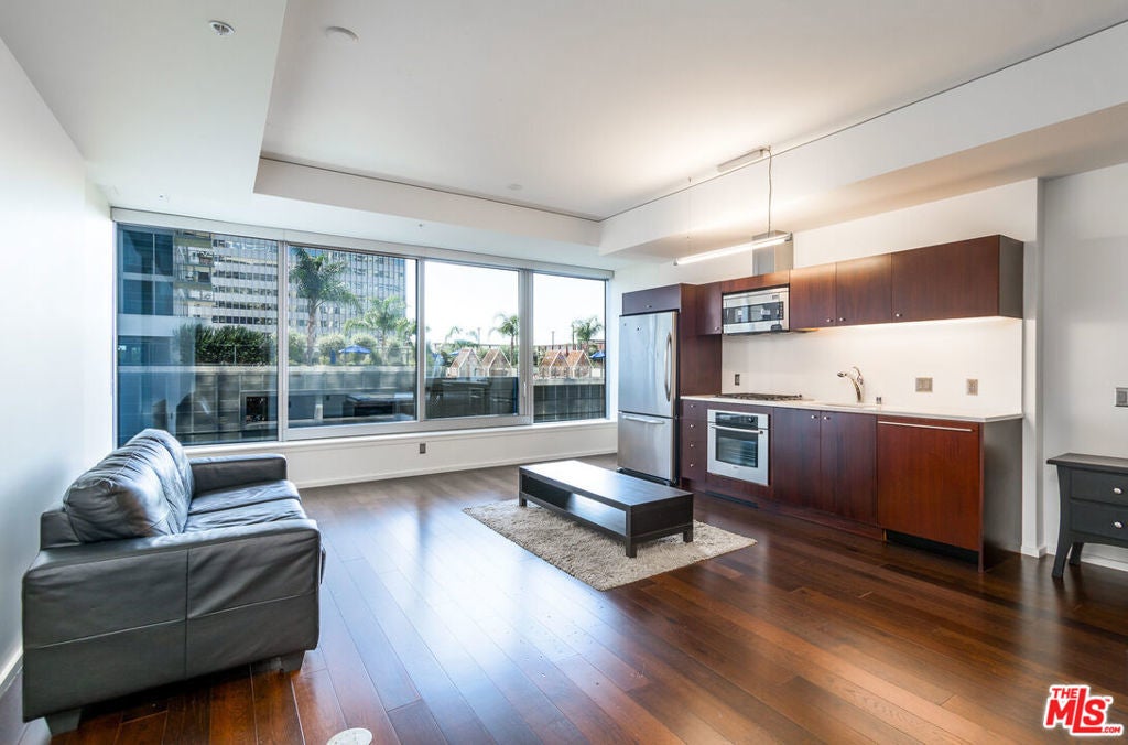 Photo of Listing #25507657