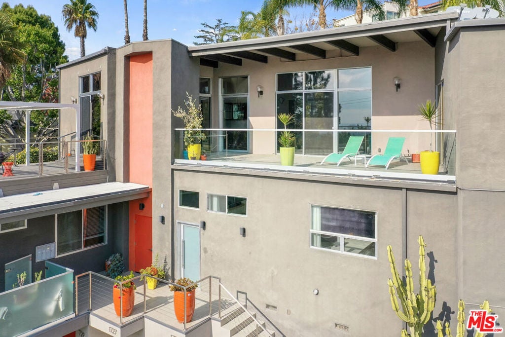 Photo of Listing #25507369