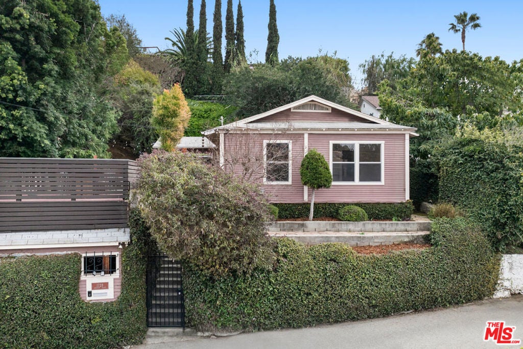 Photo of Listing #25506763