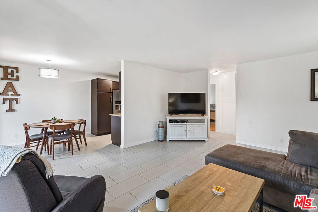 Photo of Listing #25504941