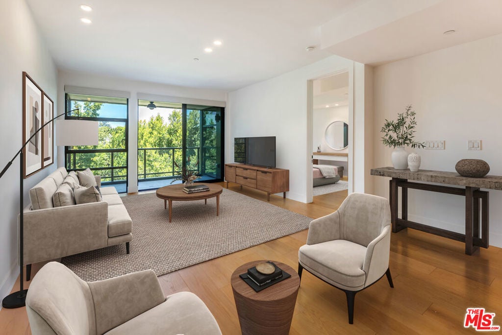 Photo of Listing #25510291