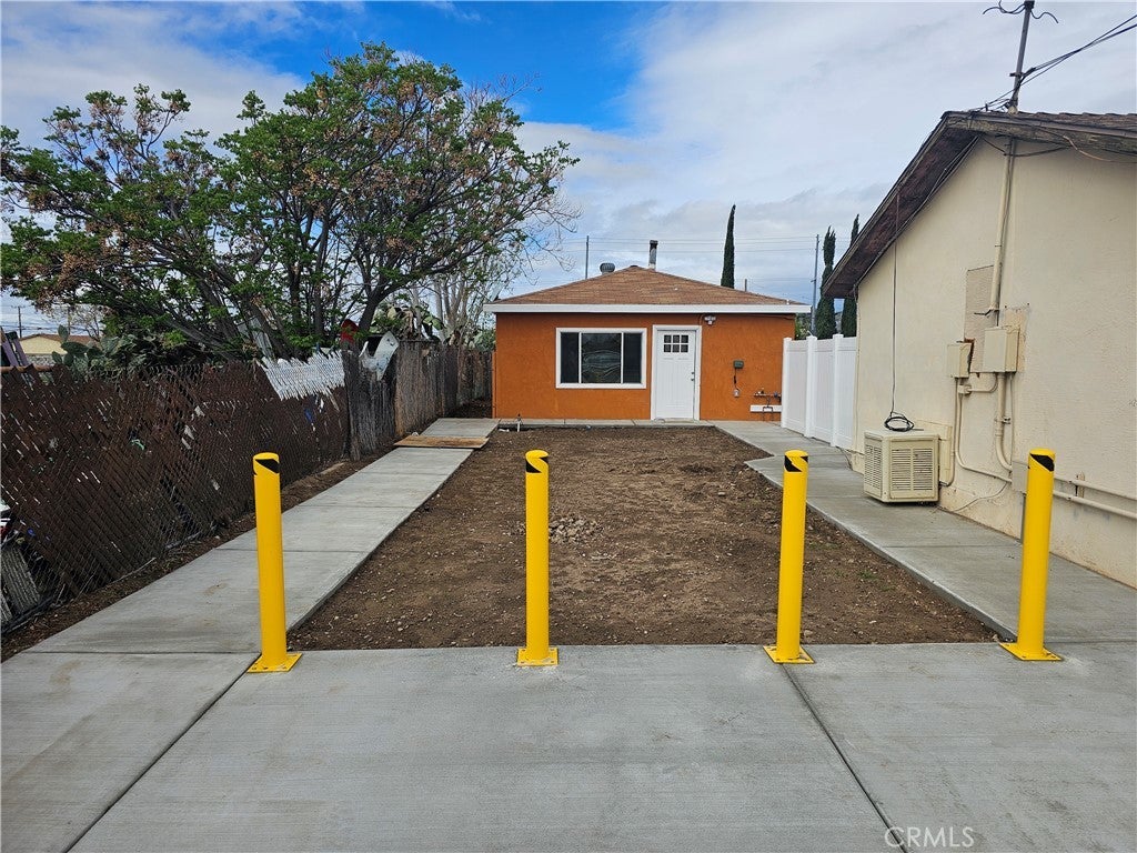 Photo of Listing #IV25054438