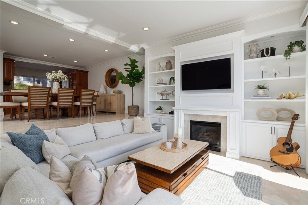 Photo of Listing #OC25041400