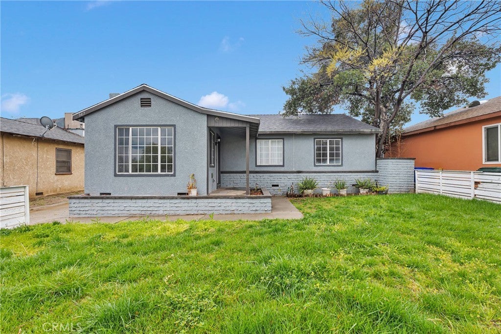 Photo of Listing #IV25054760