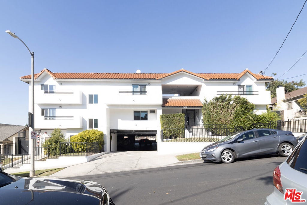 Photo of Listing #25510793