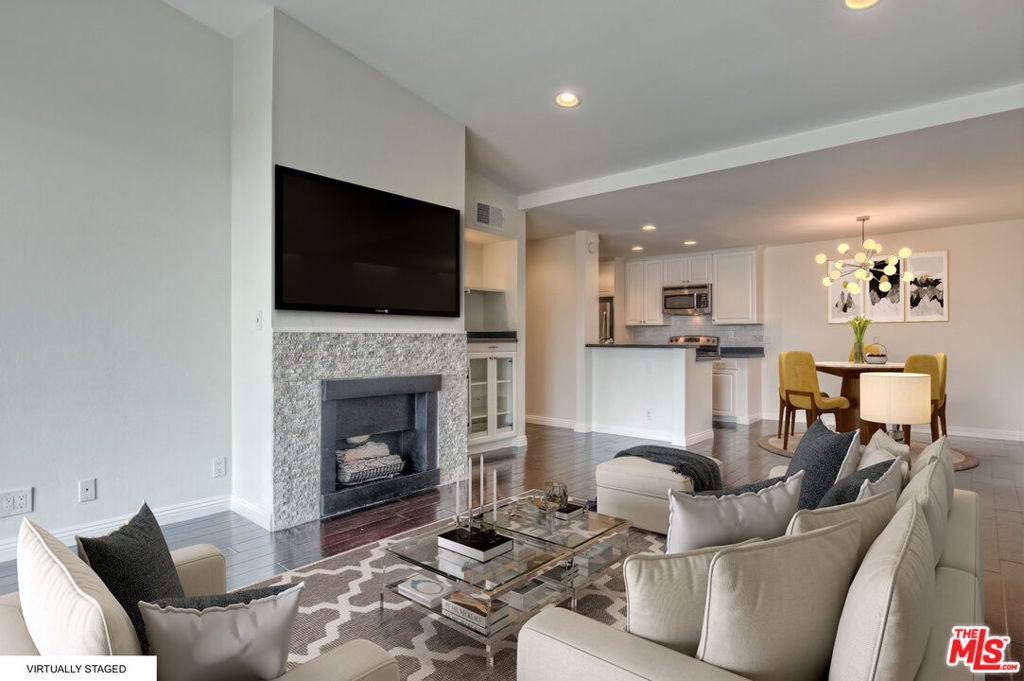 Photo of Listing #25510899