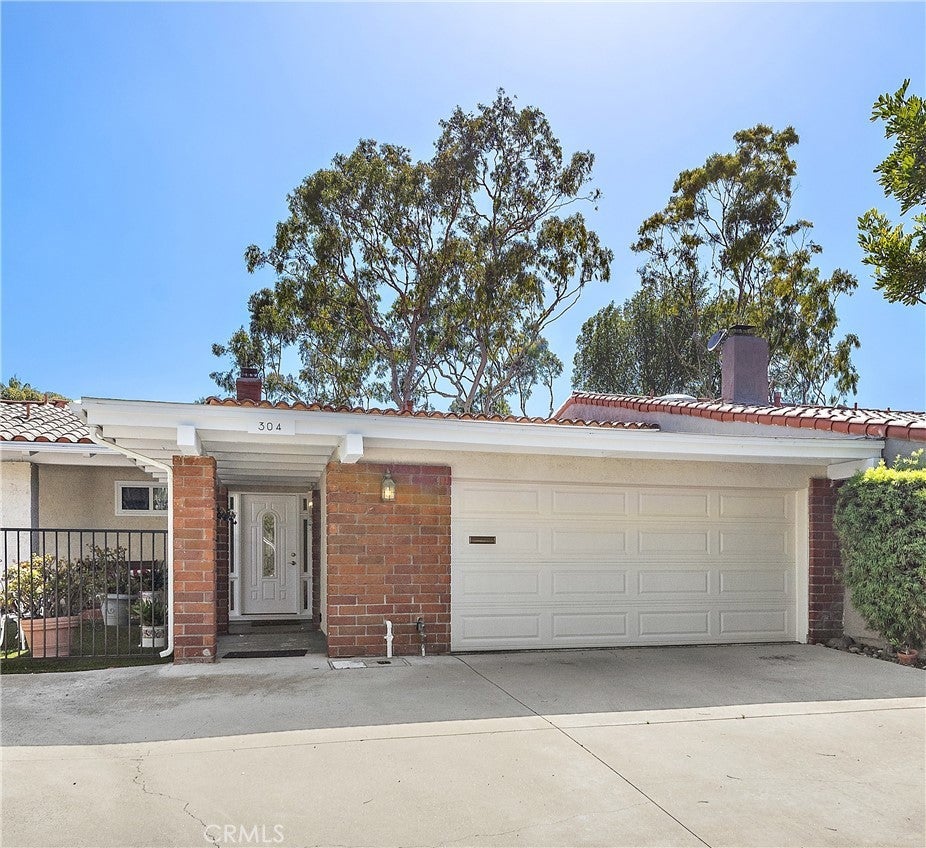 Photo of Listing #NP25055361