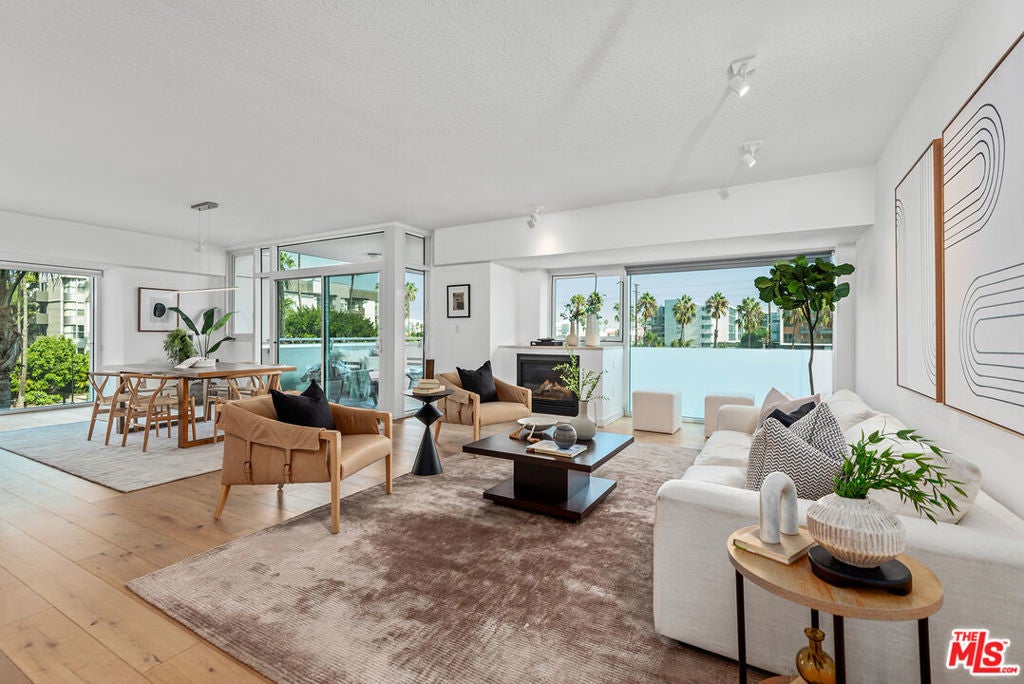 Photo of Listing #25510885