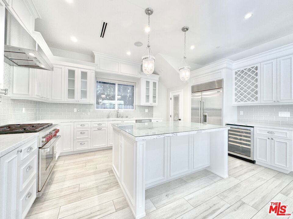 Photo of Listing #25511049