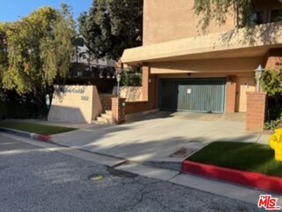 Photo of Listing #25511155