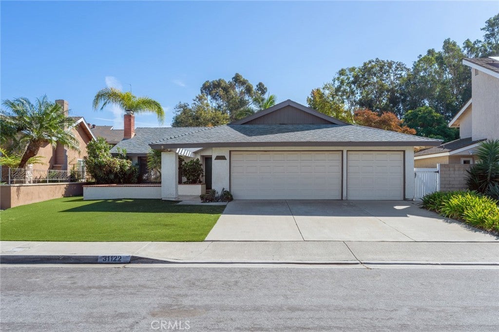 Photo of Listing #SB25055031