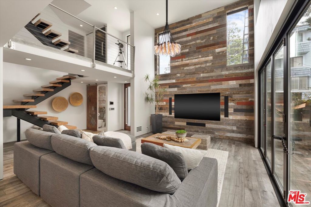 Photo of Listing #25510831