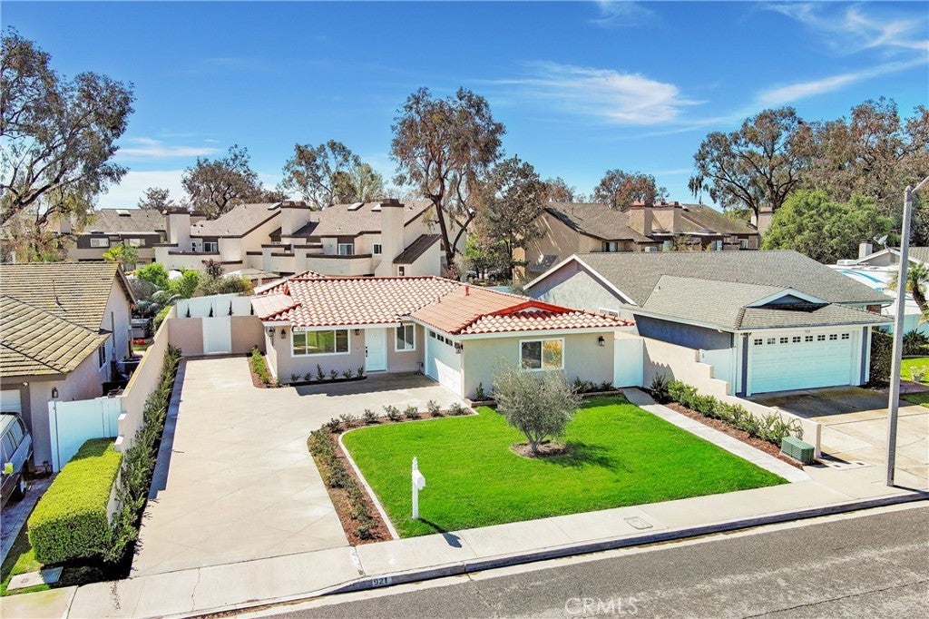 Photo of Listing #OC25056898